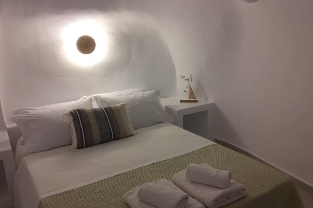 Apartamento Finikas Cave House Foinikiá Exterior foto